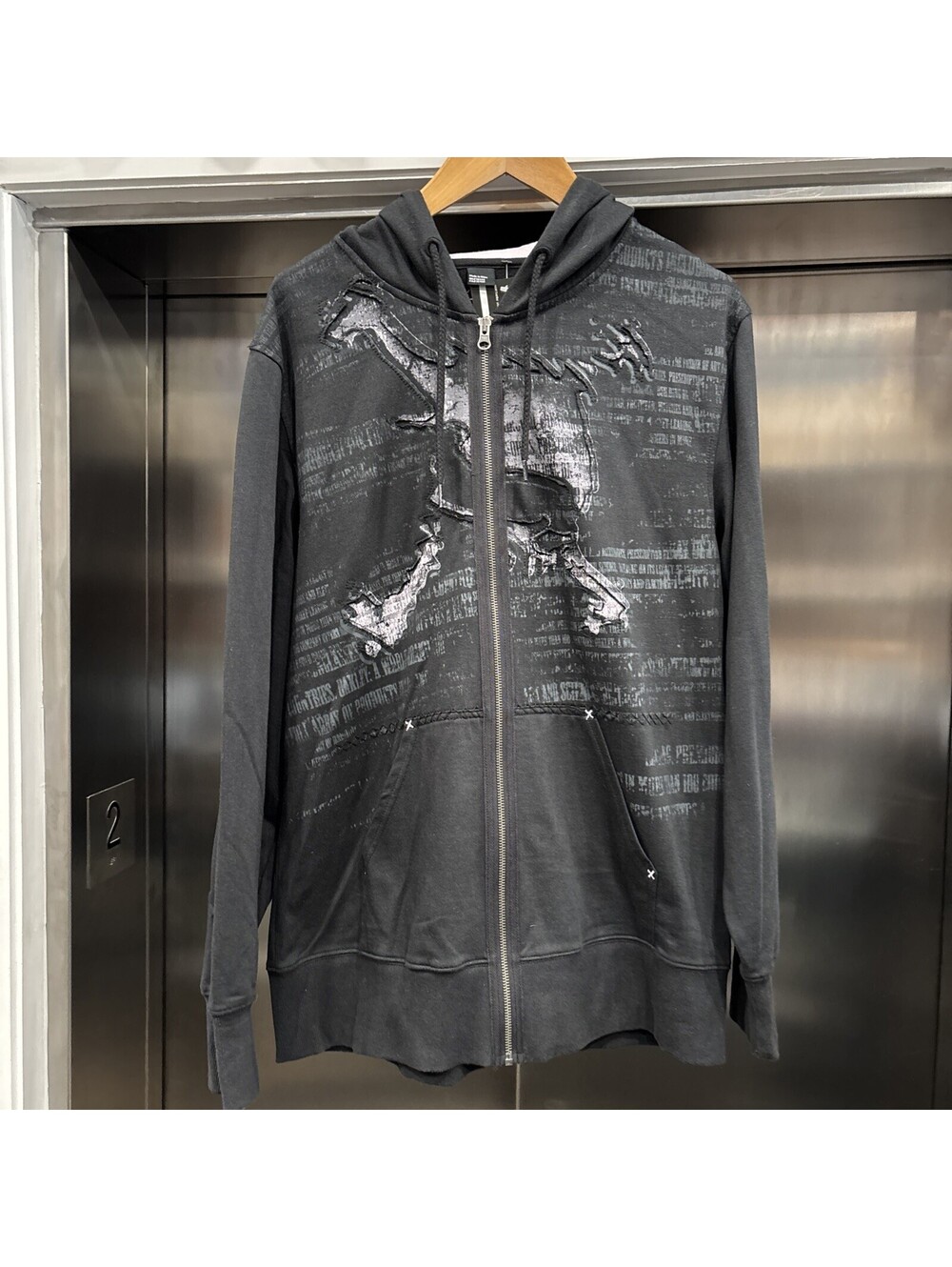 Vintage Y2K Woman’s Pink Skull And Bones Oakley Software Full Zip Hoodie